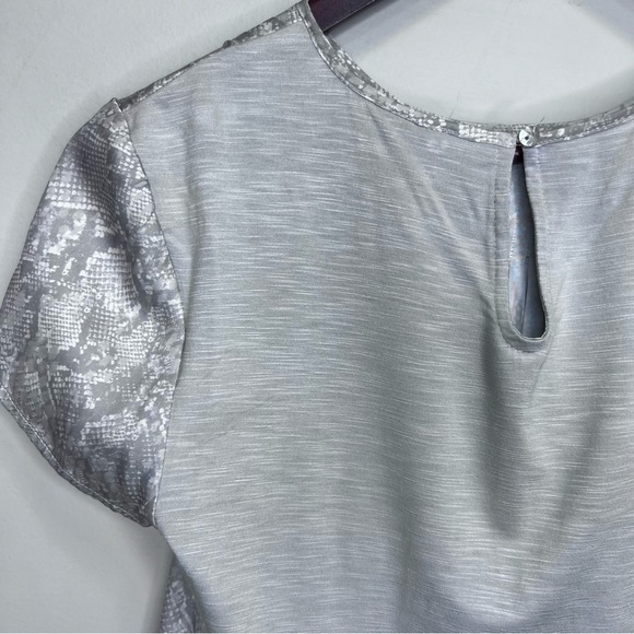 Anthropologie Dolan Grey Snakeskin Blouse Size XS - Picture 8 of 12
